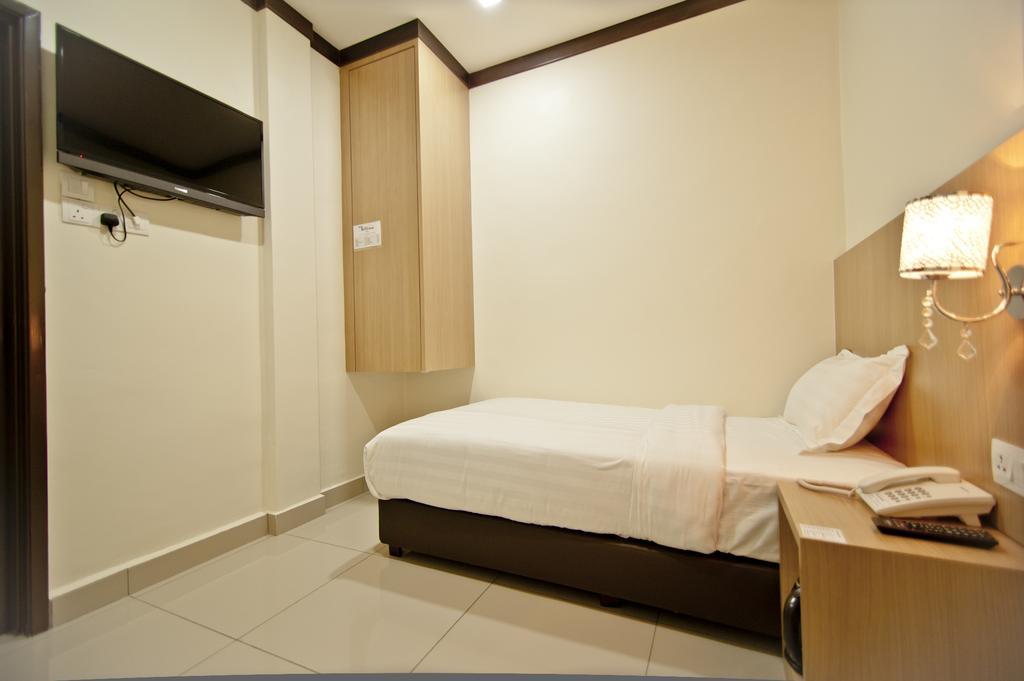 Hotel Setia Κλουάνγκ Δωμάτιο φωτογραφία