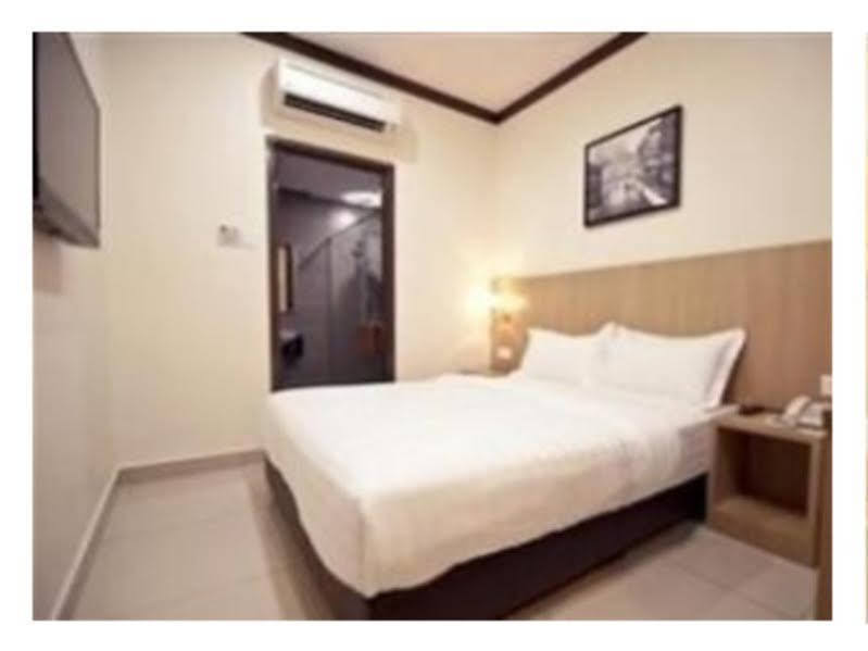 Hotel Setia Κλουάνγκ Εξωτερικό φωτογραφία