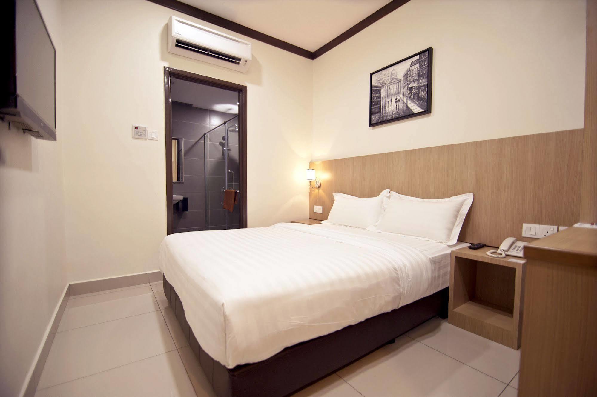 Hotel Setia Κλουάνγκ Εξωτερικό φωτογραφία