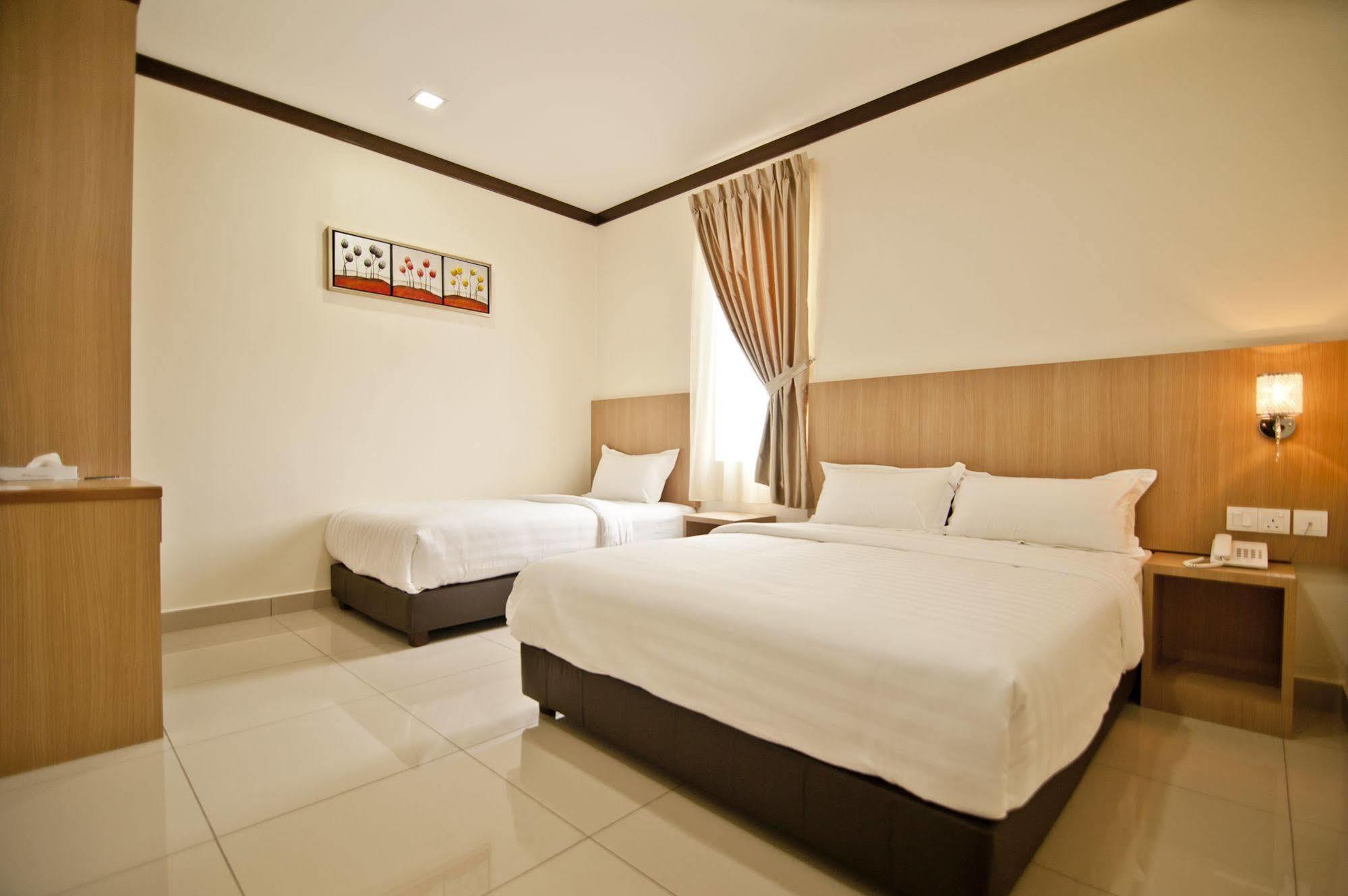 Hotel Setia Κλουάνγκ Εξωτερικό φωτογραφία