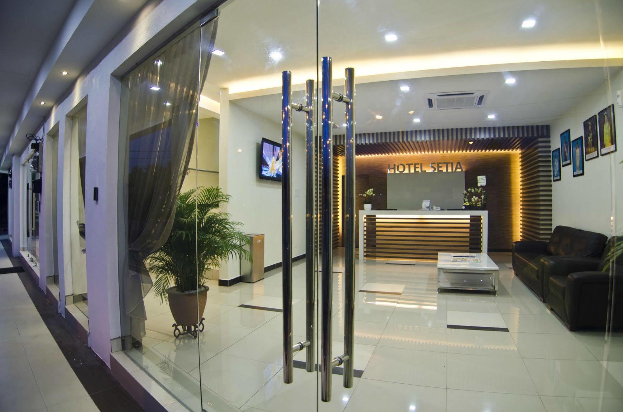 Hotel Setia Κλουάνγκ Εξωτερικό φωτογραφία