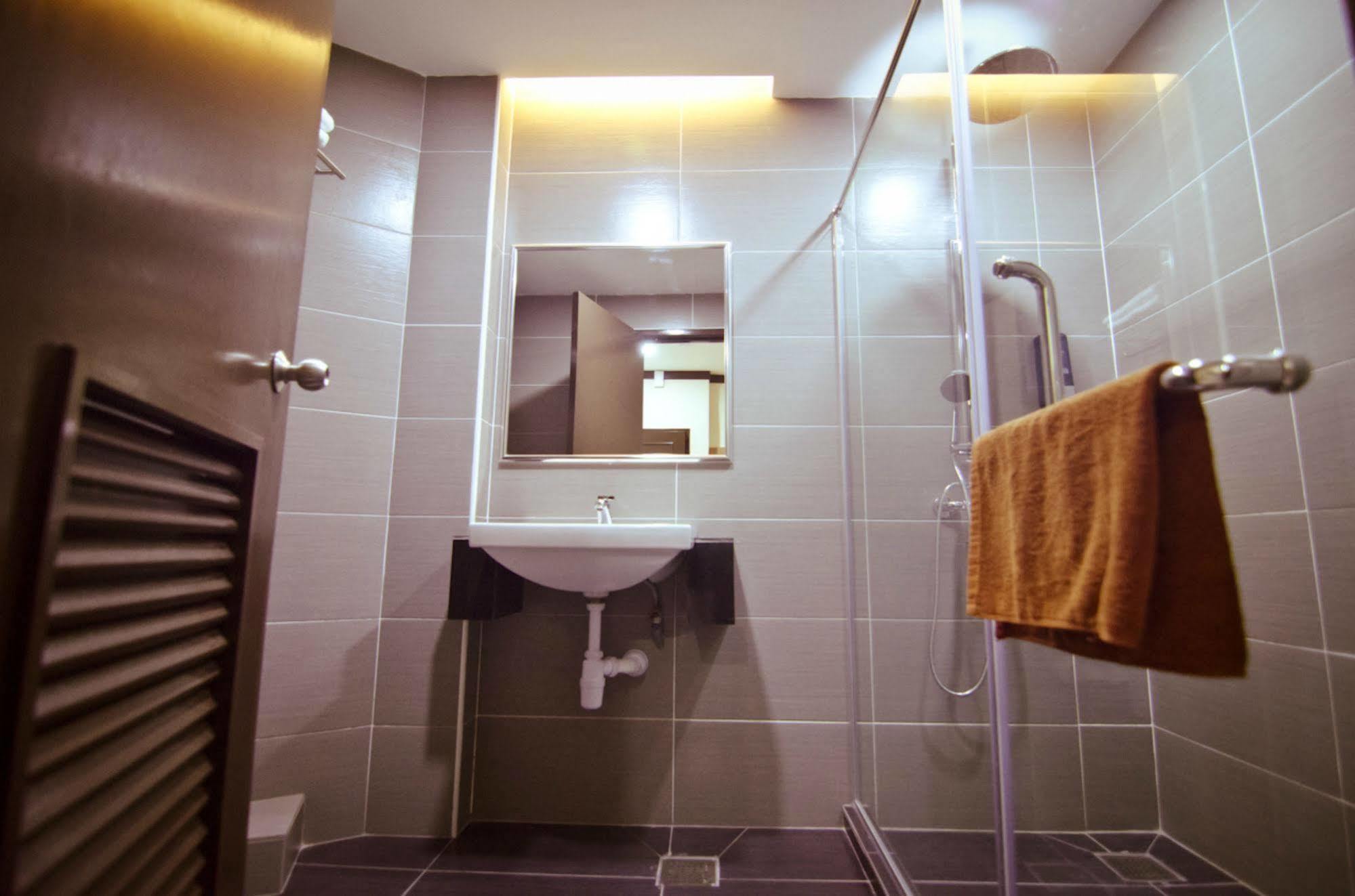 Hotel Setia Κλουάνγκ Εξωτερικό φωτογραφία