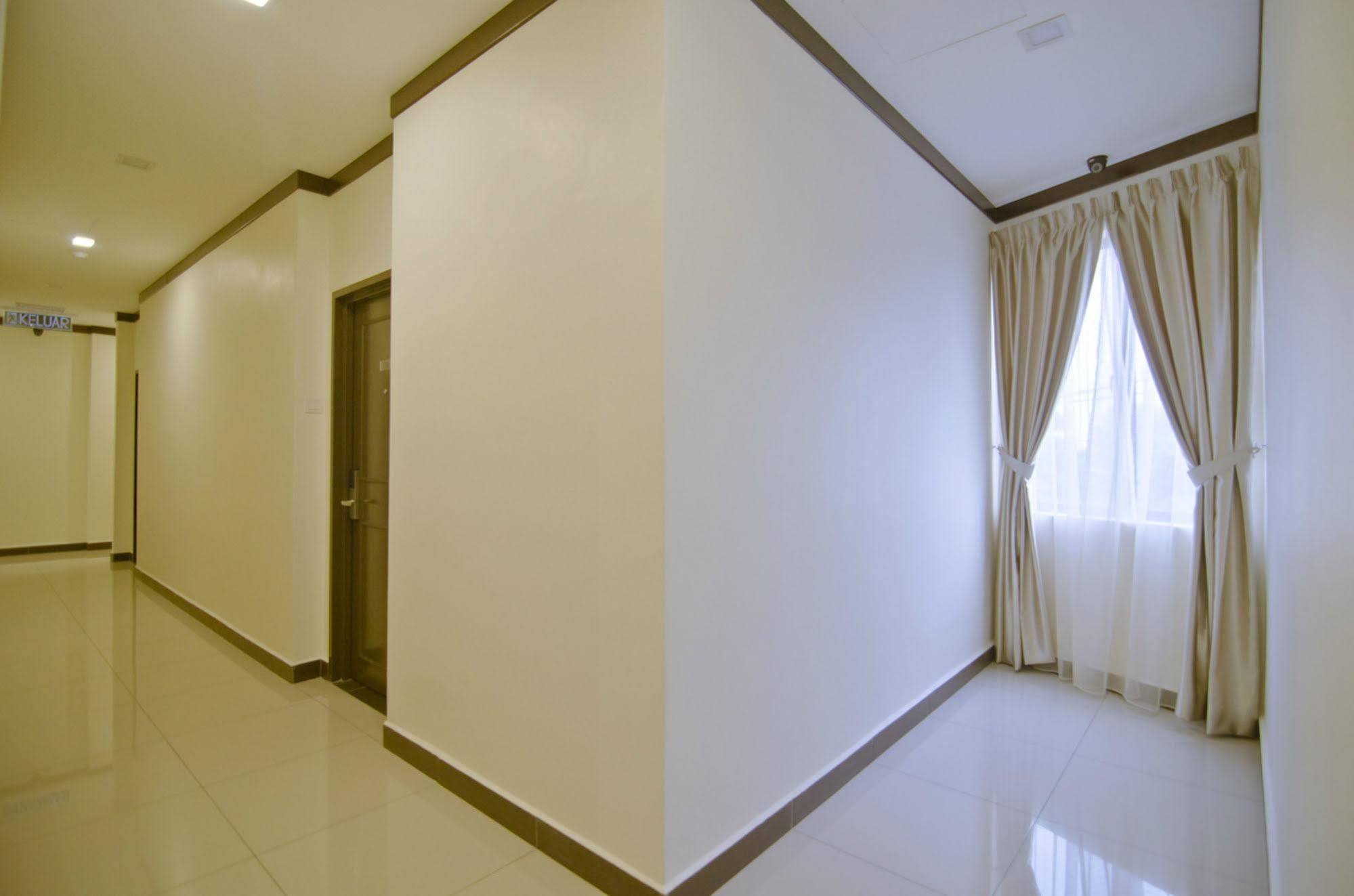 Hotel Setia Κλουάνγκ Εξωτερικό φωτογραφία
