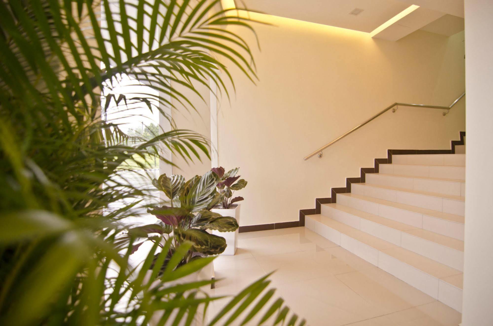 Hotel Setia Κλουάνγκ Εξωτερικό φωτογραφία